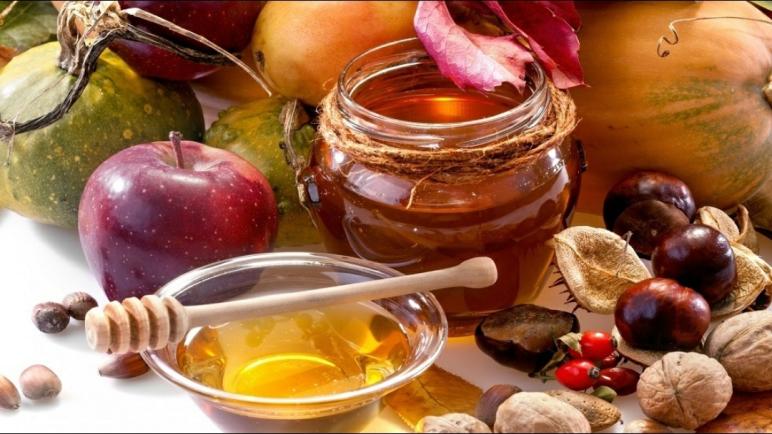 العسل والفواكه أكثر الحلويات فائدة(طبيب روسي)